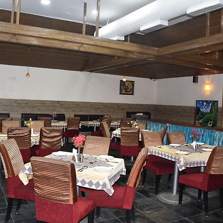 Отель Ulo Chennai Deluxe Экстерьер фото